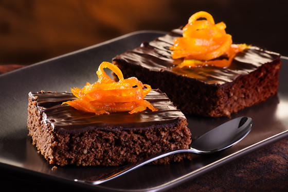 Assortiment of pastries + dessert for 2 at Les Gateaux de Marie