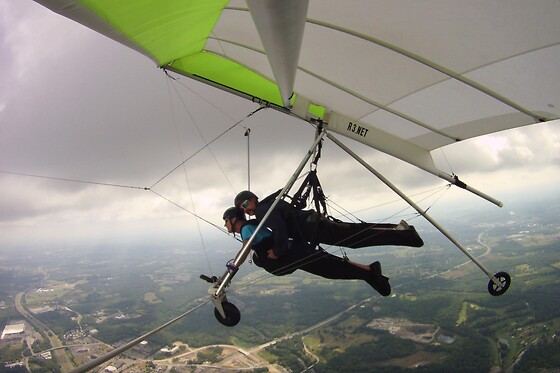 Tandem Hang Gliding 4000ft at Hangar 3