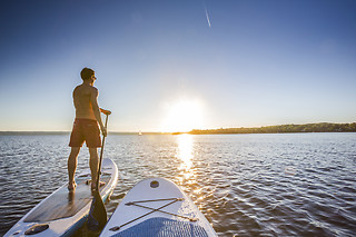 1-hour paddleboard lesson at Surfs Up NY