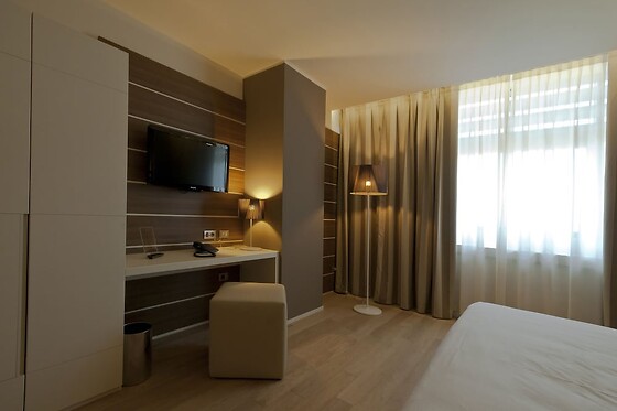 Online Booking EPS - photo 1