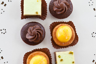 Any Pastry + Any Dessert + 2 Drinks at Les Gateaux de Marie