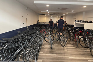 Tour de City: Two-Hour Bike Rental